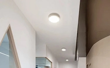 Faʻafuaseʻi Bulkhead Light Vs Exit Sign Light: O le a le Eseesega?